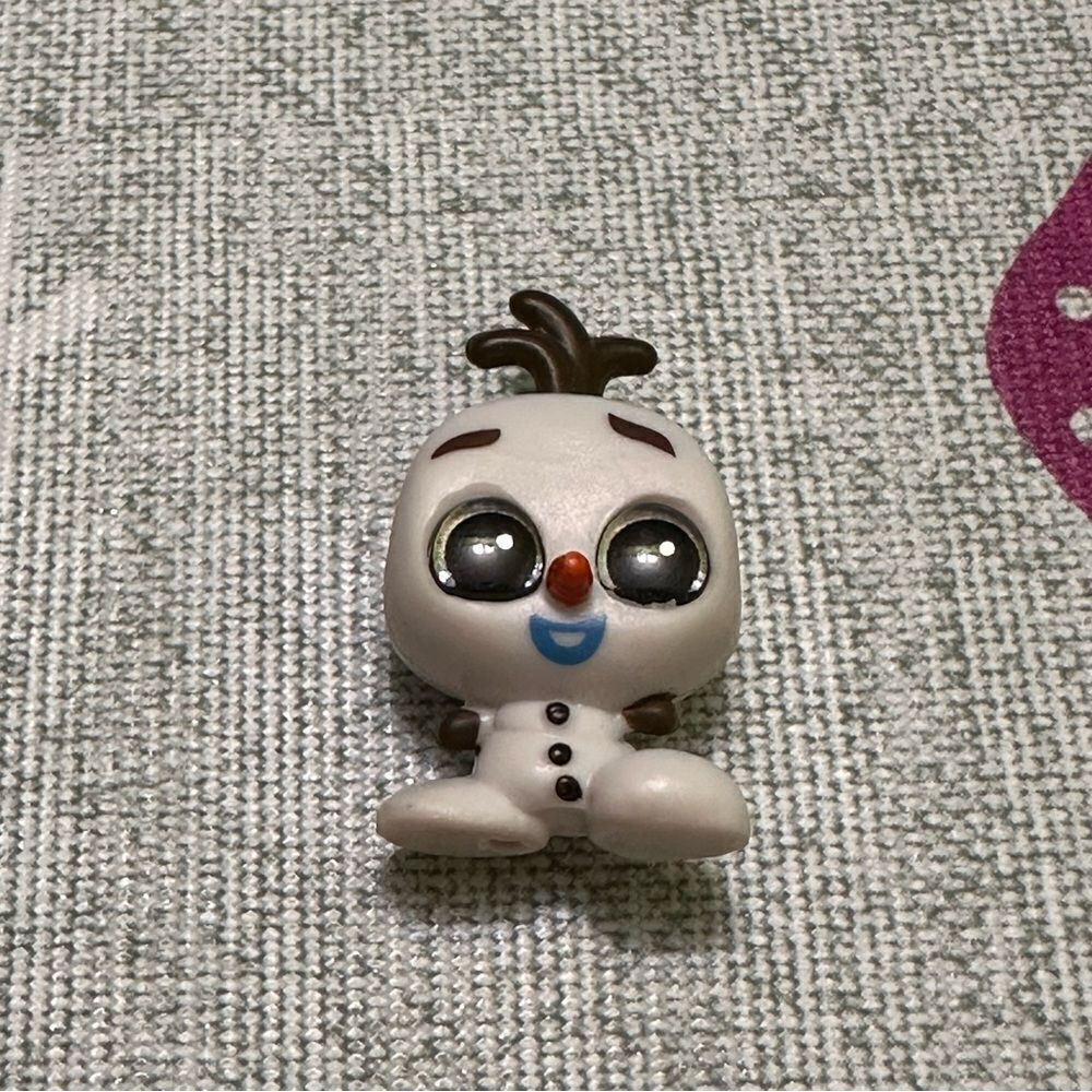 Disney Doorables Olaf mini figure